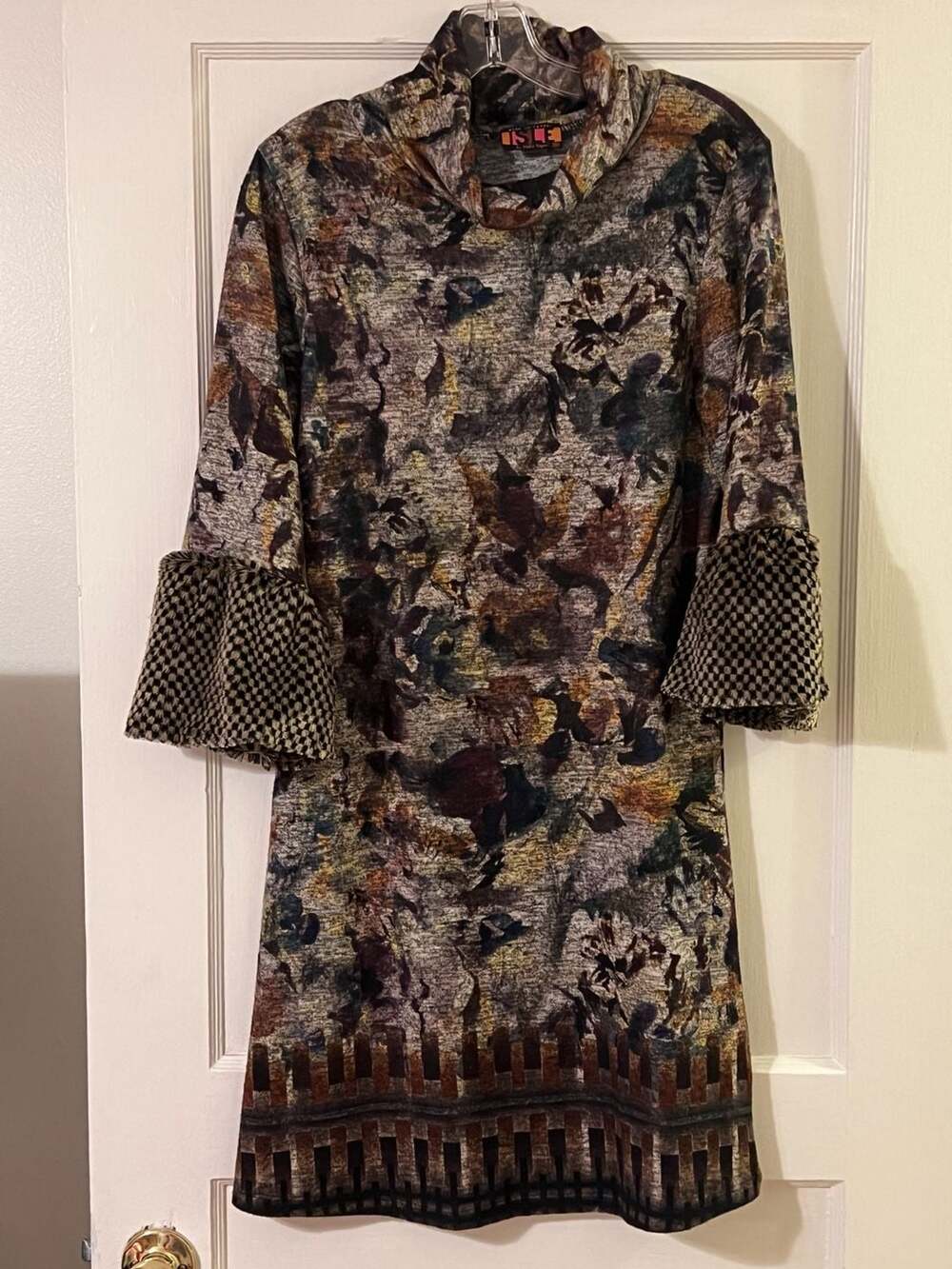 ISLE by Melis Kozan Abstract Print Cowl Neck Bell Sleeve Dress Size M - Picture 5 of 6